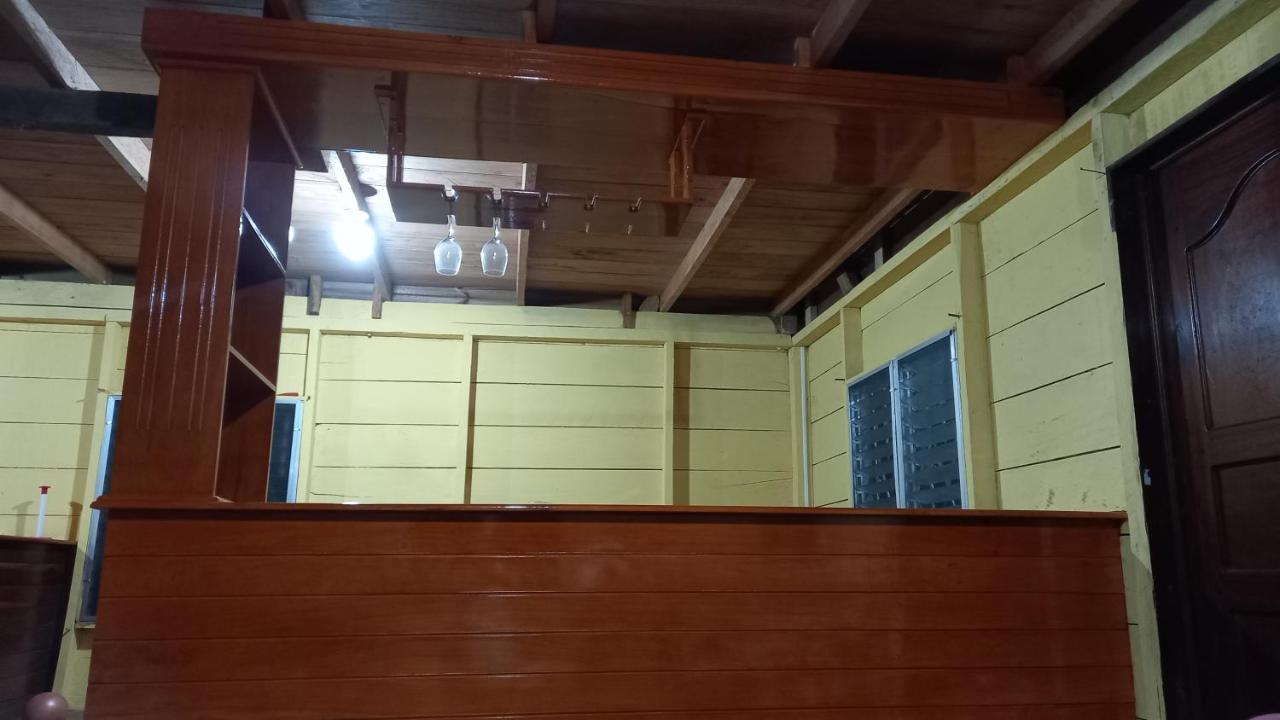 Casa Manati Hotel Livingston Exterior photo